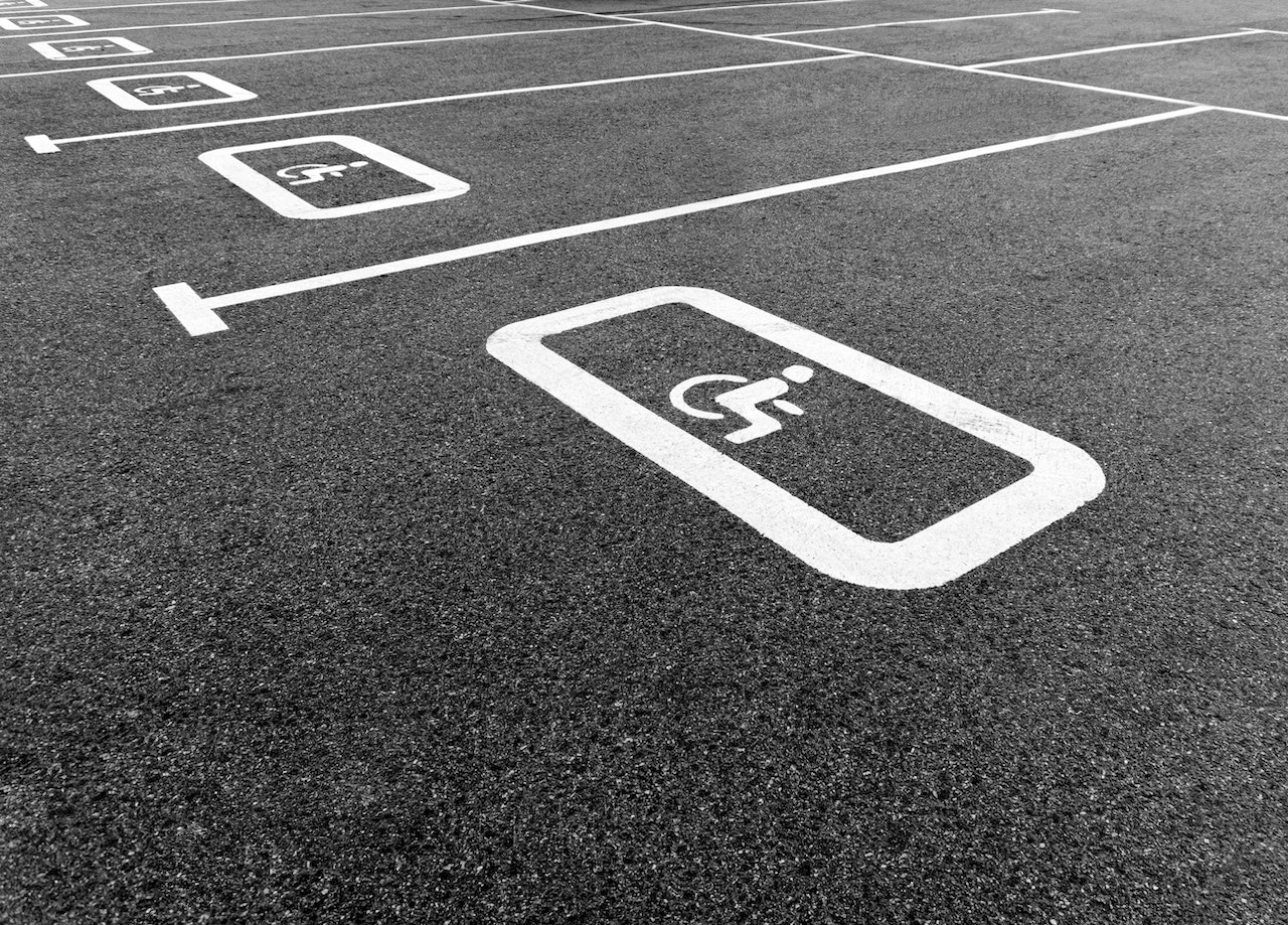 Una plaza de parking para un autónomo con incapacidad permanente